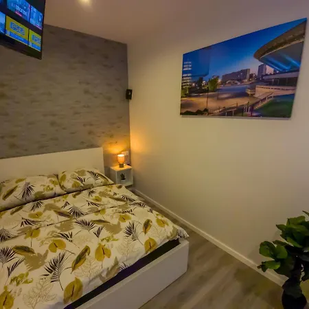 Punkt - Apartamenty Z Jacuzzi W Centrum Katowic Катовіце Екстер'єр фото
