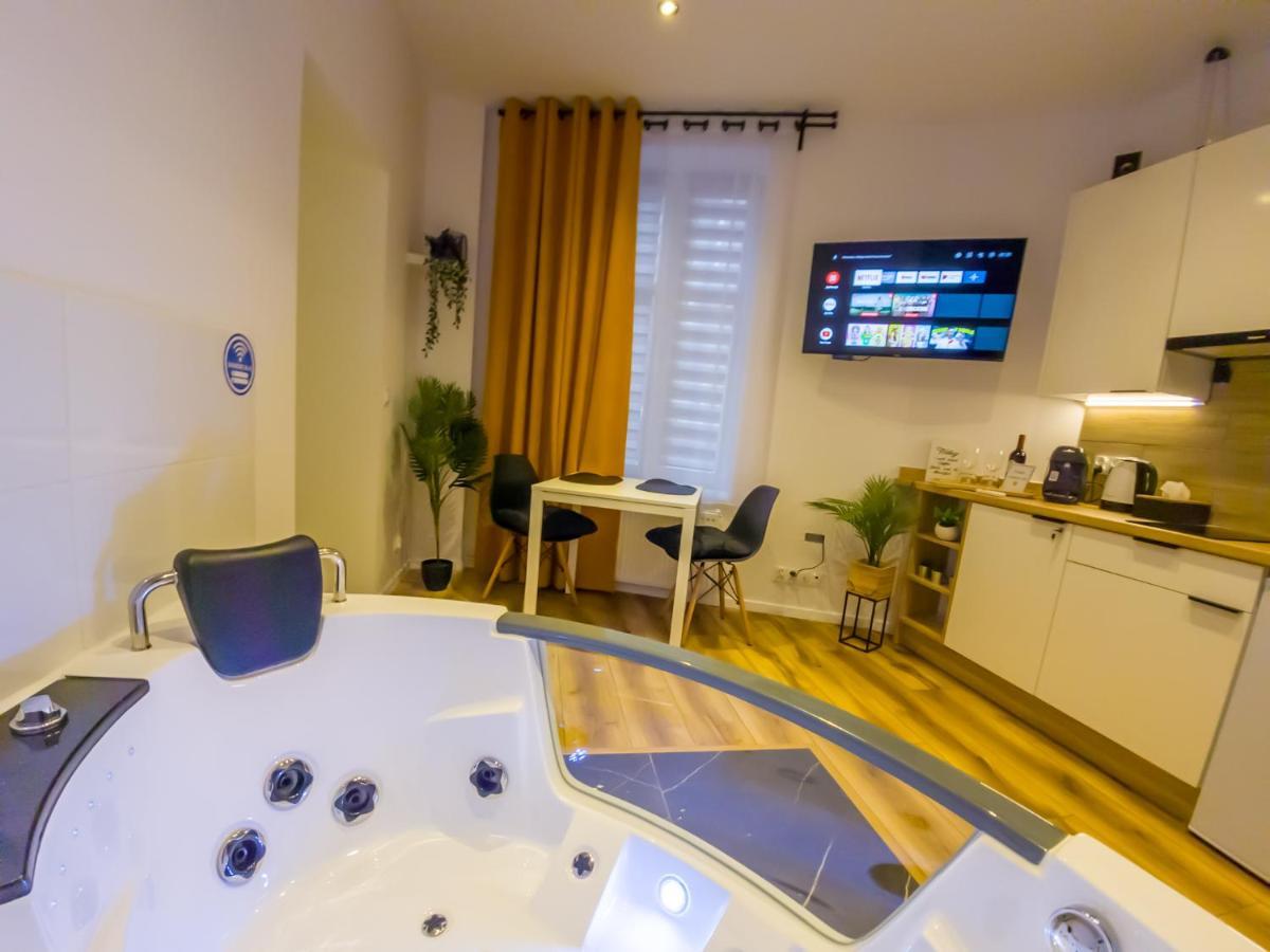 Punkt - Z Jacuzzi W Centrum Katowic Apartment Katowice